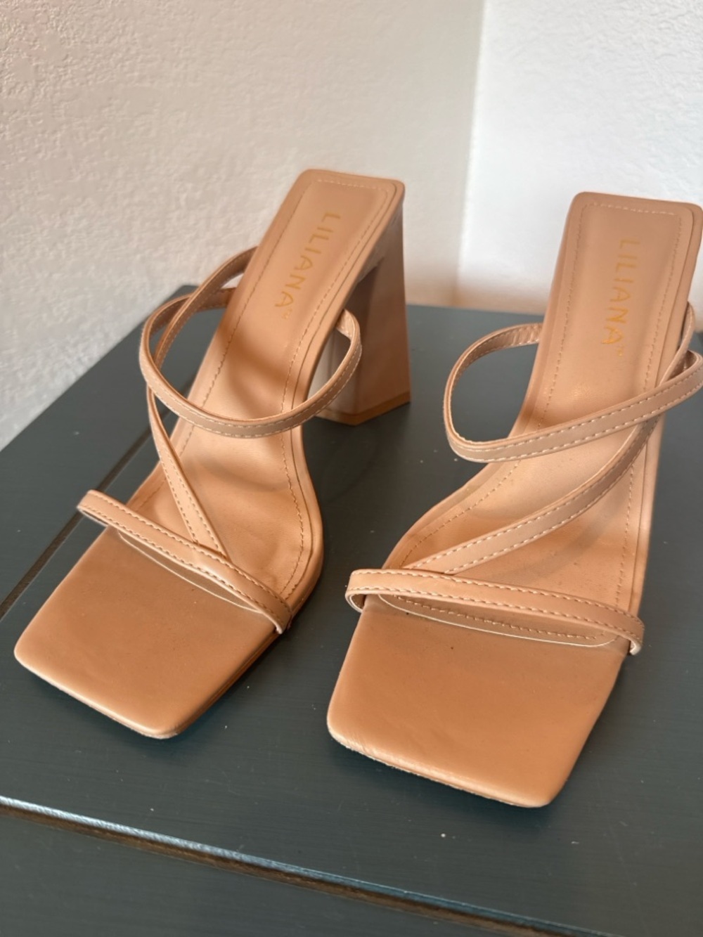 Liliana Nude Strappy Square Toe Heels Block Heel Sandals Women’s Size 9